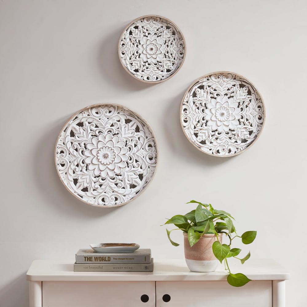 Madison Park Medallion Trio 3-Piece Natural/White Carved Wood Wall Decor  Set MP95B-0257 The Home Depot