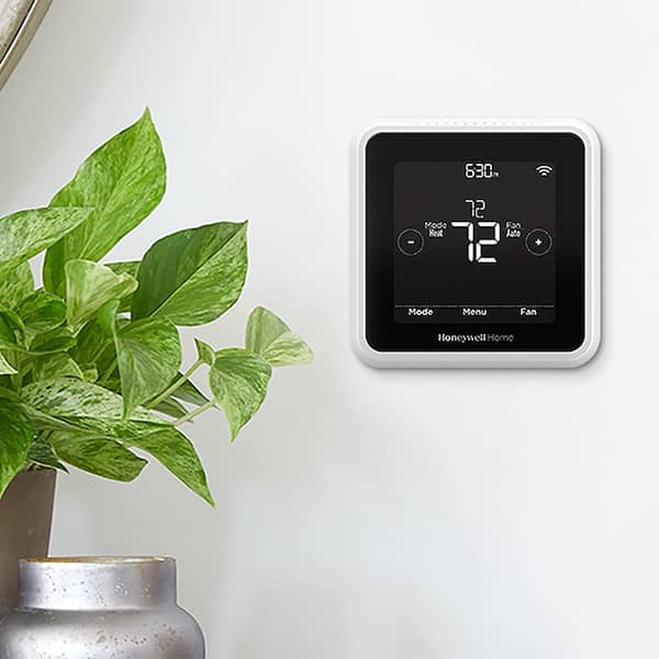 https://images.thdstatic.com/productImages/58e5bf14-5f7d-4a6b-9ee0-4bac933c243b/svn/black-programmable-thermostats-rth8800wf2022-44_600.jpg