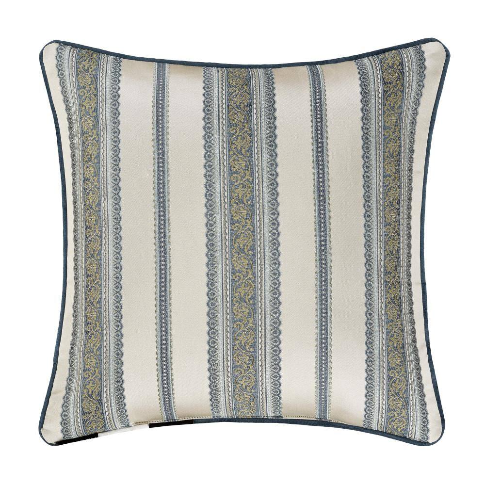 Avellino 20" Square Woven Medallion Throw Pillow