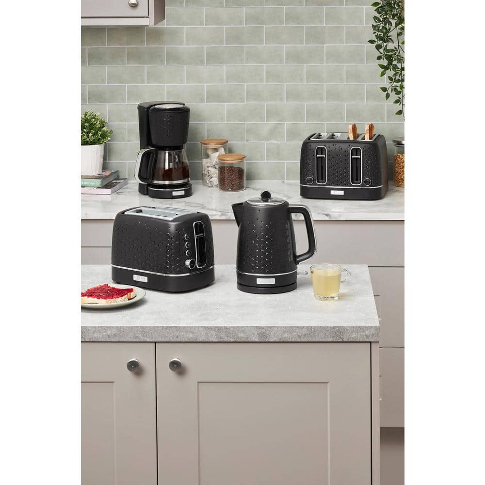 Starbeck Black and Chrome 1.7L Stainless Steel Electric Kettle