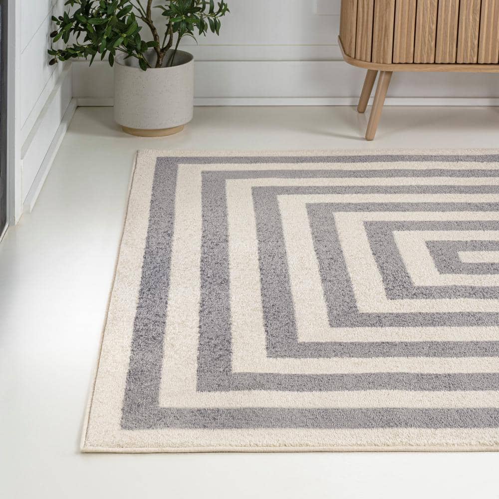 Bandol Gray and Ivory Synthetic Stripe 5 x 8 Area Rug