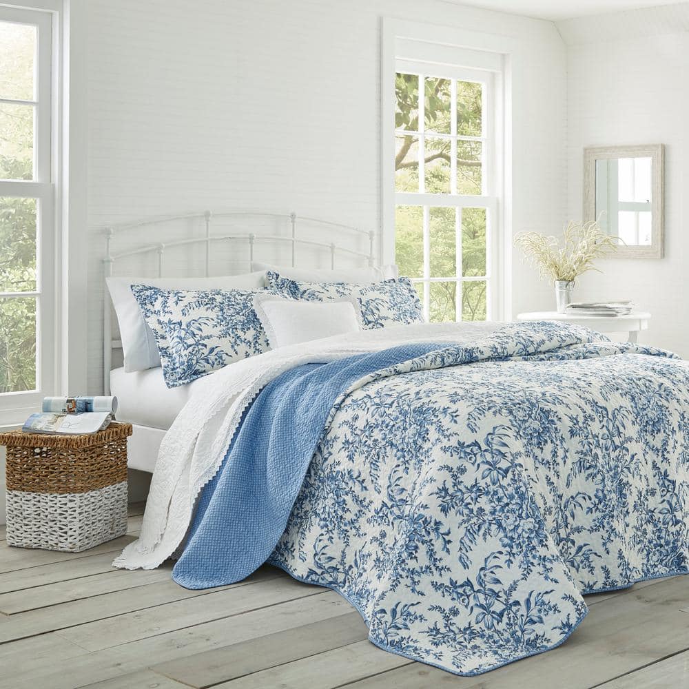 Laura Ashley Bedford 3-Piece Blue Floral Cotton Full/Queen Quilt