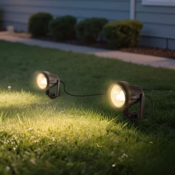 IP66 Waterproof 3000K Plug-in Outdoor Landscape Spot Lights, 5W Dusk to Dawn Integrated LED Spotlights for Yard (2-Pack)