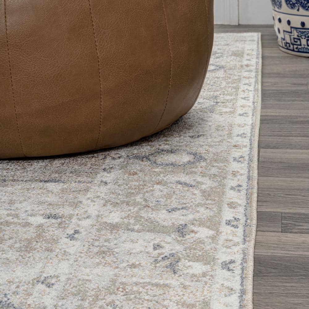 Light Gray and Brown Medallion Washable Synthetic Area Rug 4' x 6'