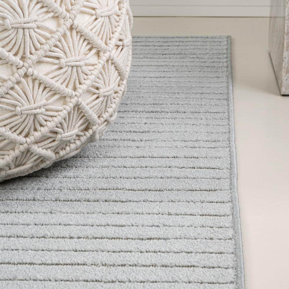 Hallie High-Low Geometric Light Blue and Cream 8' x 10' Synthetic Rug