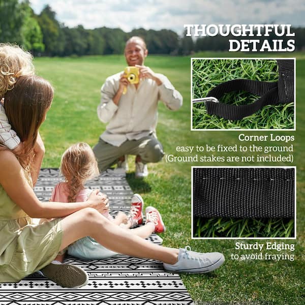 Black and White Geometric Wall 9 ft. x 18 ft. Waterproof Plastic Reversible Outdoor Rug Large Straw Floor Mat Area Rug