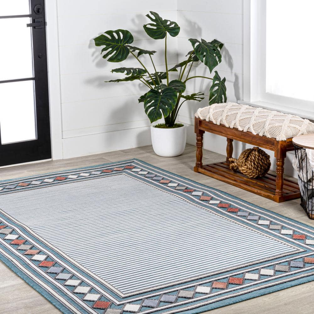 Sebastian Blue and Ivory Geometric Synthetic 5' x 8' Area Rug
