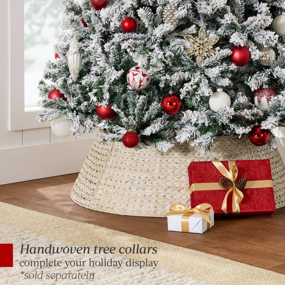 4.5ft Snow Flocked Pine Christmas Tree with Metal Stand