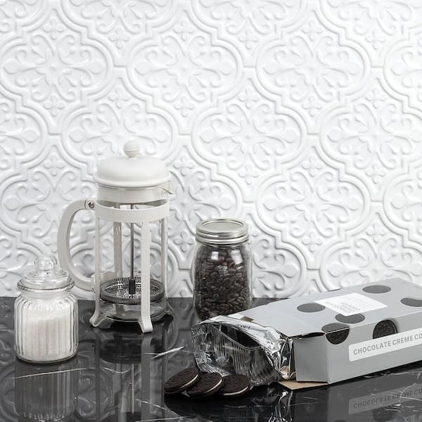 Vintage Florid Lantern White 6-1/4 in. x 7-1/4 in. Ceramic Wall Tile (30-Pieces 4.8 sq. ft. / Box)