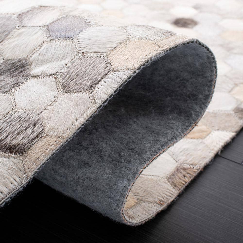 Handmade Ivory Geometric Cowhide Runner Rug 2'3" x 7'