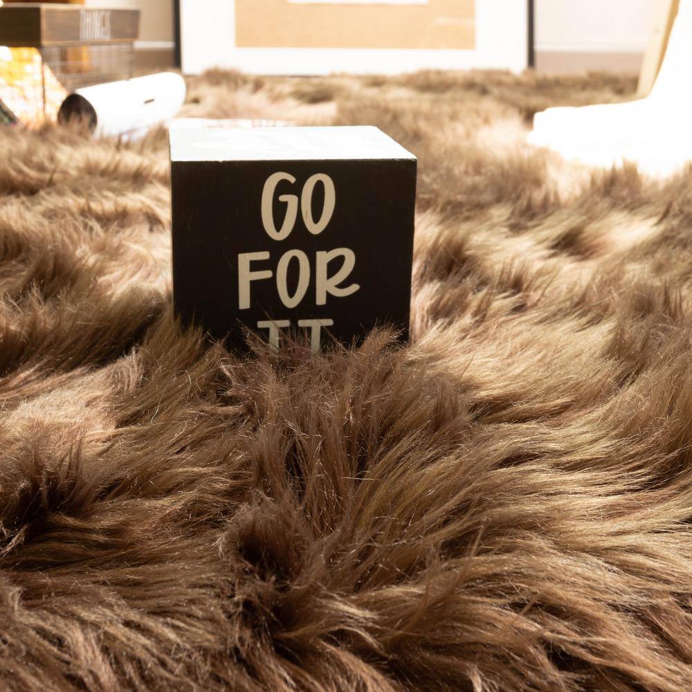 Luxurious Handmade Faux Sheepskin Fur Shag Rug 6' x 9' Dark Brown