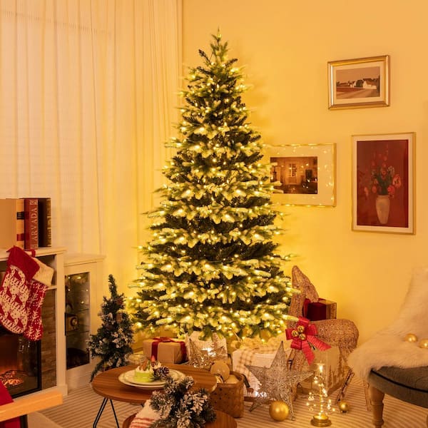 https://images.thdstatic.com/productImages/59550736-dd5f-4545-b357-857dedf67284/svn/pre-lit-christmas-trees-8ck23-cm453us-31_600.jpg