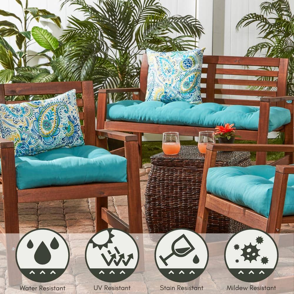 Baltic Paisley 17'' Square Outdoor Accent Pillow Set