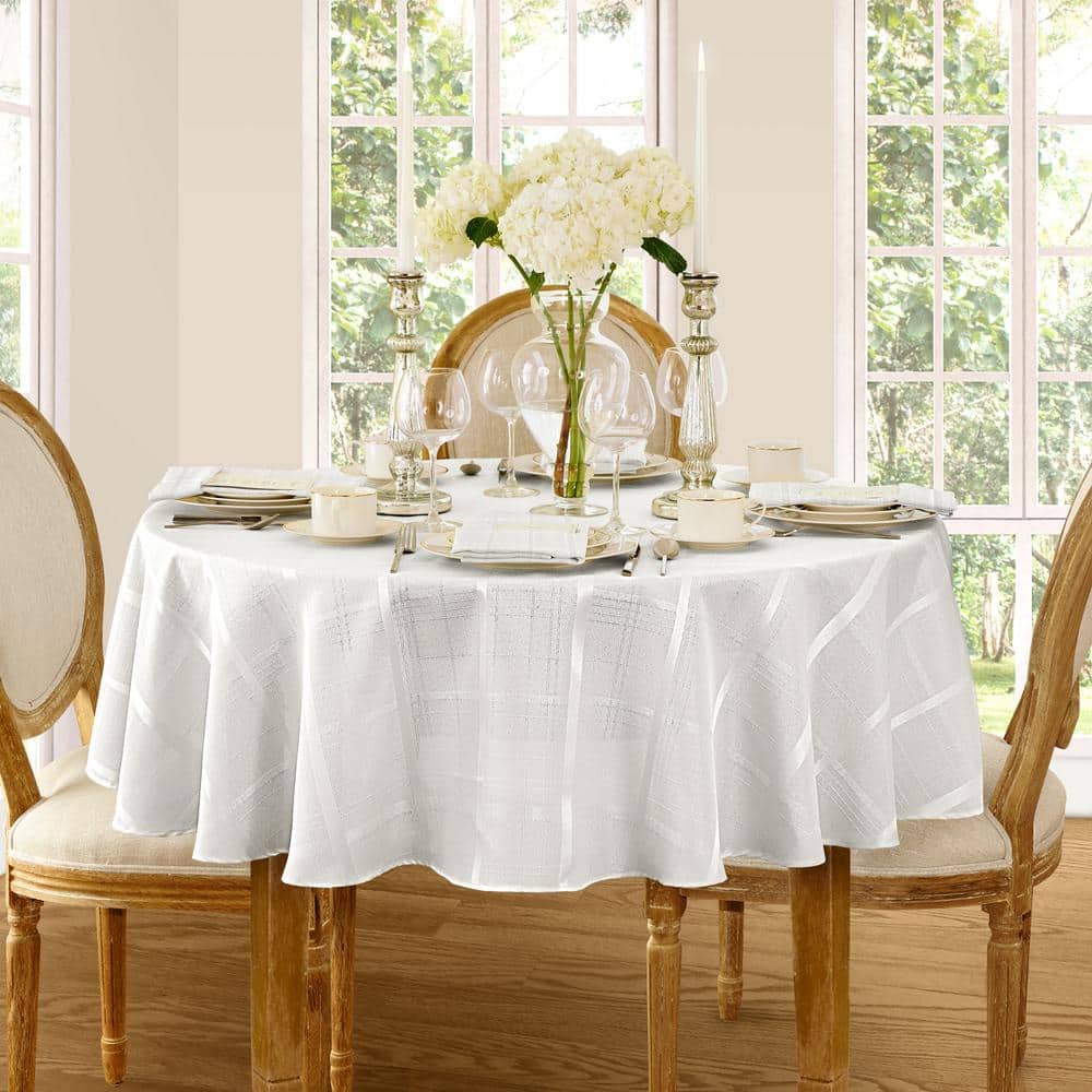 White Geometric Plaid Oval Fabric Tablecloth 60" x 84"