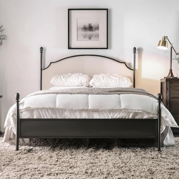 Furniture of America Keelan 79.13 in. W Gray King Fabric Frame Upholstered Platform Bed