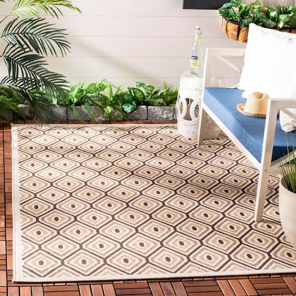 Veranda Cream/Chocolate 4 ft. x 6 ft. Geometric Indoor/Outdoor Patio  Area Rug
