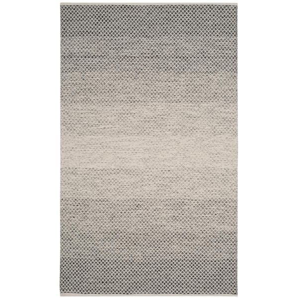 SAFAVIEH Montauk Black/Ivory 4 ft. x 6 ft. Striped Distressed Geometric Area Rug