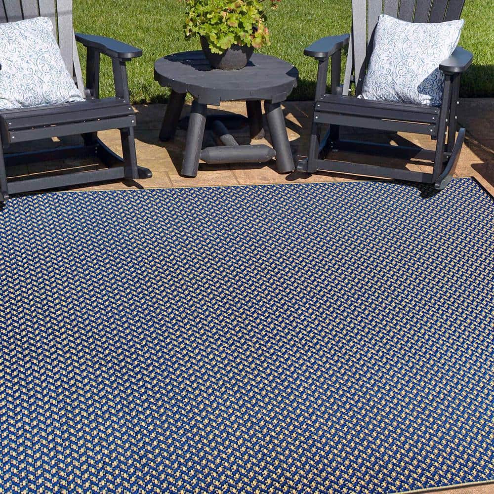 Navy 5' x 7' Reversible Synthetic Flat Woven Rug