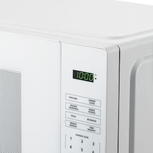 Commercial CHEF 0.6 cu. ft. Countertop Microwave White CHM660W - The Home  Depot