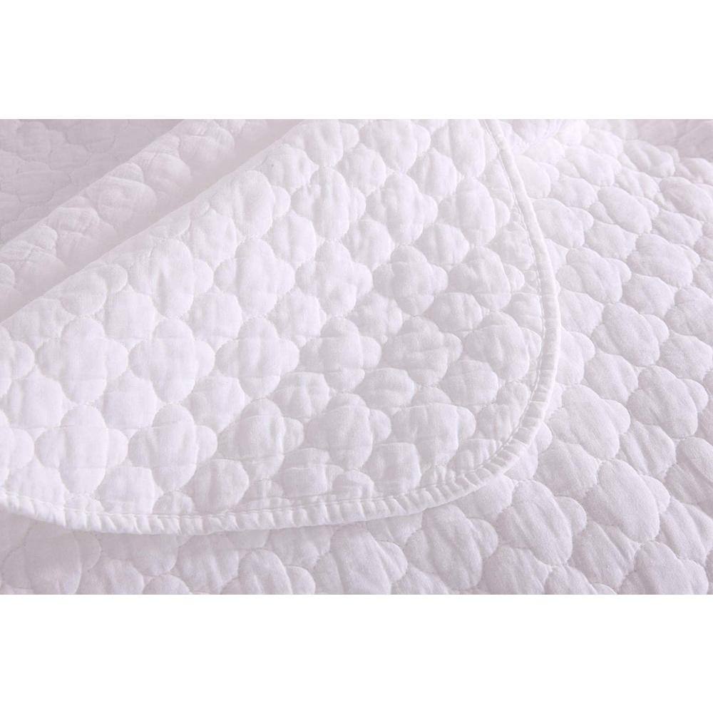 King Size White Cotton Reversible Quilt Set
