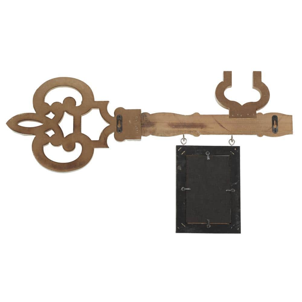 Distressed White Key-Shaped Wall Mount Frame