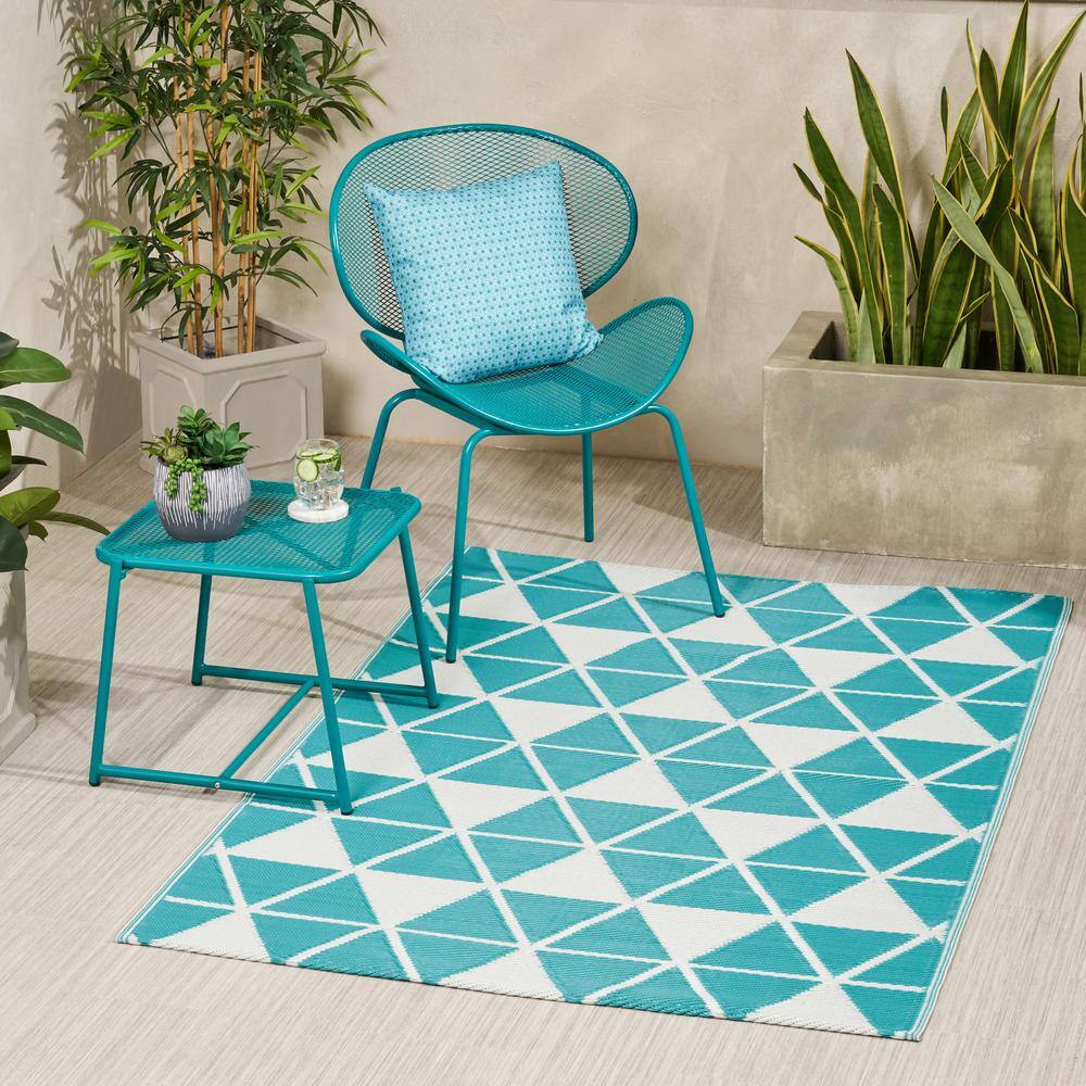 Handmade Geometric Multicolor Low Pile Outdoor Rug