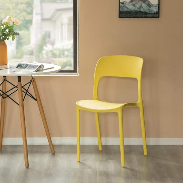 Plastic discount modern chair