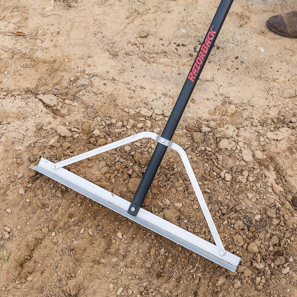 Razorback landscape store rake