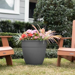 Dayton 16 in. Charcoal Plastic Round Indoor/Outdoor Floor Planter with Saucer