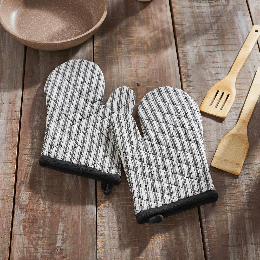 Sawyer Mill Black Striped Cotton Oven Mitt Set