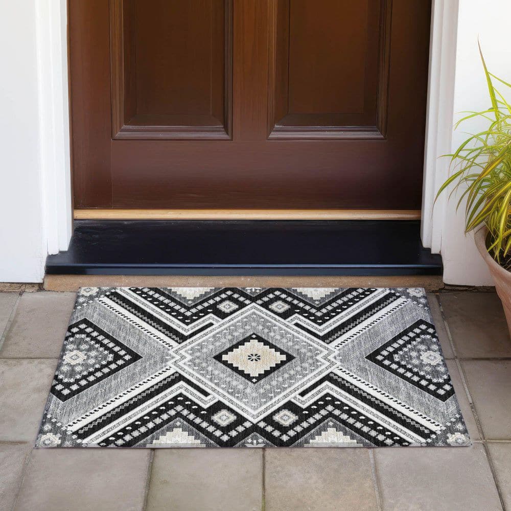 Black Synthetic Rectangular Washable Indoor/Outdoor Rug 30" x 20"