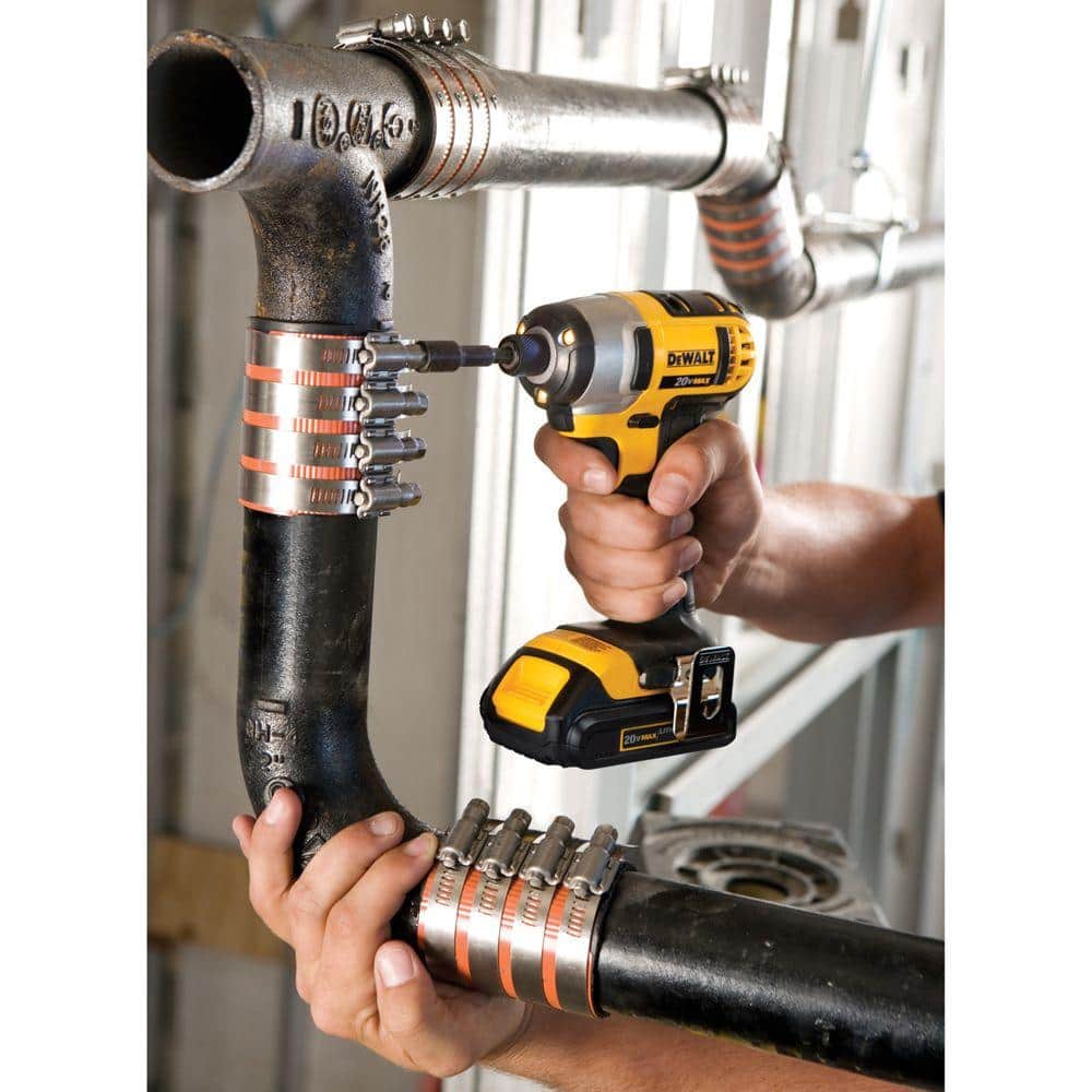 DEWALT 20V MAX Cordless Drill and Impact Driver Combo Kit with Batteries and Charger