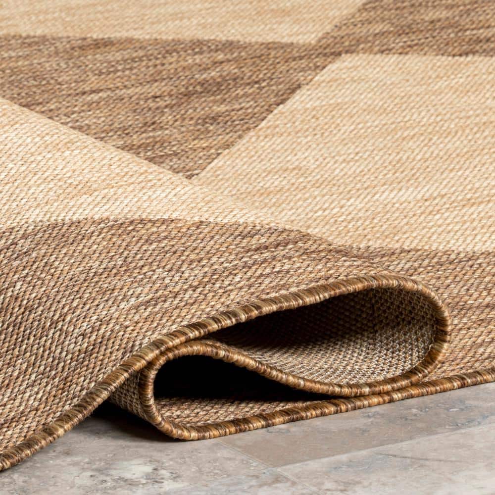Beige Rectangular Stain-Resistant Synthetic Area Rug, 5x8 Feet