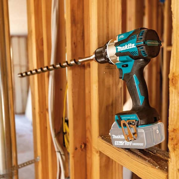 Makita 18 Volt LXT Lithium Ion Compact Brushless Cordless 1 2 in. Driver Drill Tool Only XPH16Z