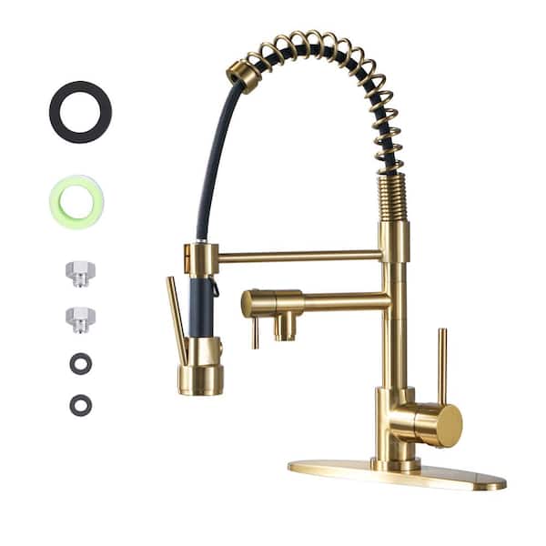 Single Handle Pull Down Sprayer Kitchen Faucet with Brass and 2 Water Modes in Gold