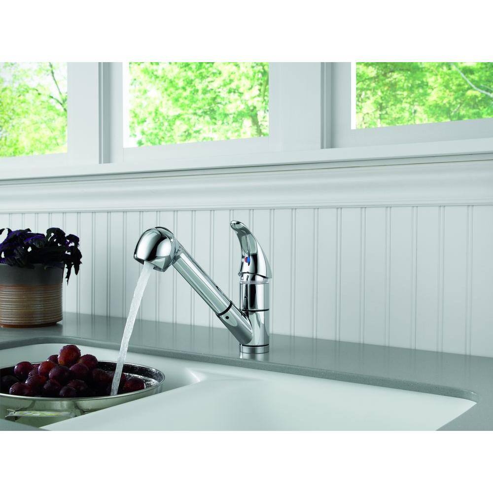 Chrome Single-Handle Pull-Out Kitchen Faucet with Spray