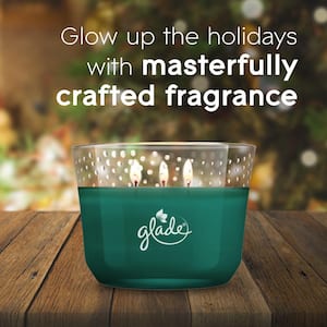 6.8 oz. Twinkling Pine and Cedar Scented Candle