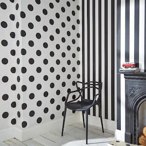 Monochrome Stripe Black/White Black and White Wallpaper Sample