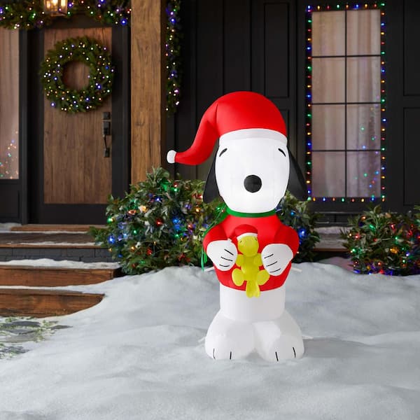 3.5 ft LED Snoopy Airblown Inflatable