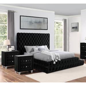 Shadybrooke 3-Piece Black Queen Bedroom Set