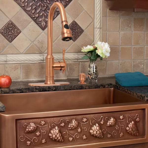 Single-Handle Pull-Down Sprayer Kitchen Faucet in Copper Brass