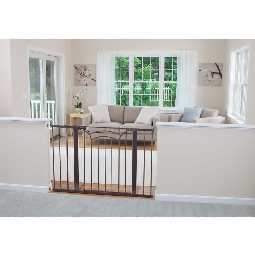 Decor Tall & Wide Black Metal Safety Gate