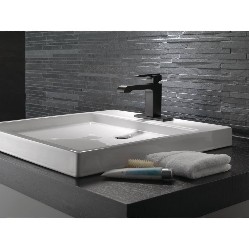 Ara Modern Single Hole Stainless Steel Bathroom Faucet
