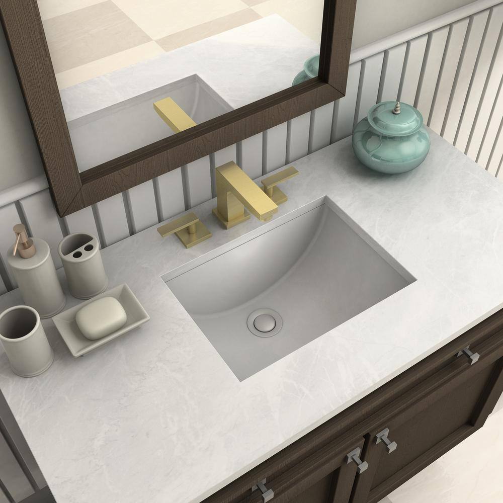 Contemporary Crystal Bay Polished Gold Bathroom Faucet