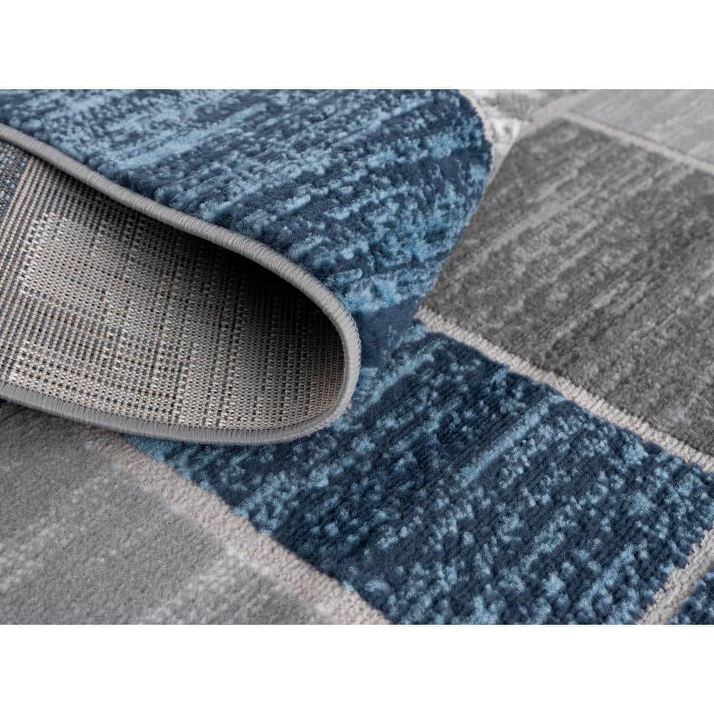 Blue and Gray Geometric Synthetic 4' x 6' Area Rug