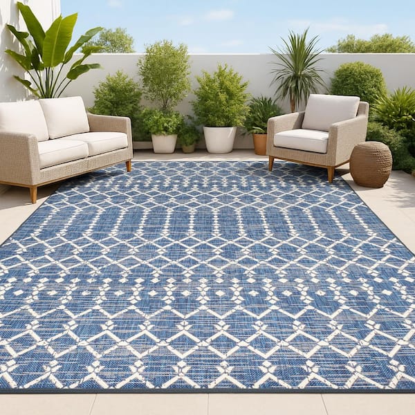 JONATHAN Y Ourika Moroccan Geometric Textured Weave Navy/Beige 4 ft. x 6 ft. Indoor/Outdoor Area Rug