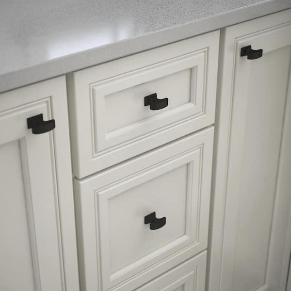 12-Pack Classic Edge 1-3/8in. (35 mm) Classic Matte Black Cabinet Knob