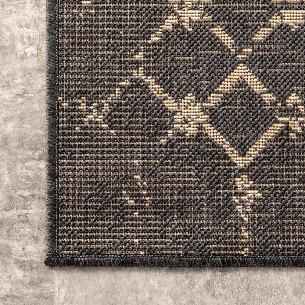 Charcoal Moroccan Trellis Indoor/Outdoor Synthetic Area Rug
