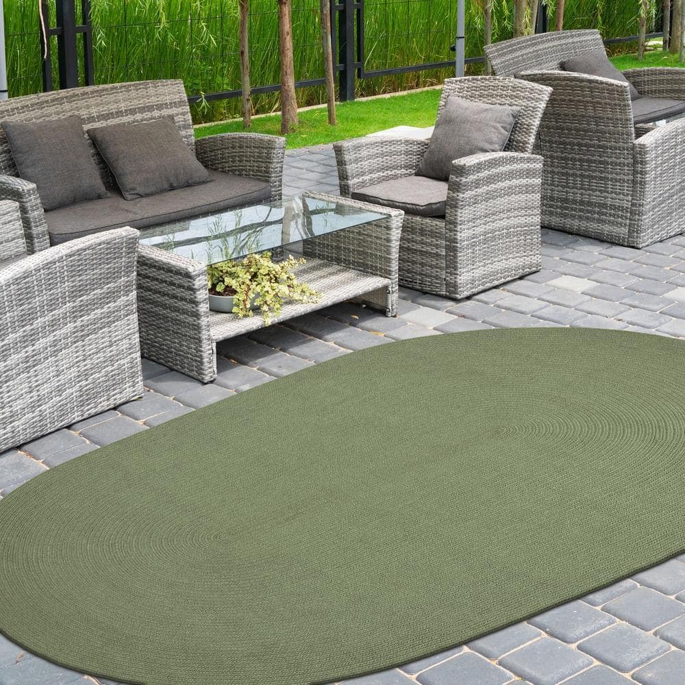 Fog Green Oval Braided Reversible Indoor/Outdoor Rug