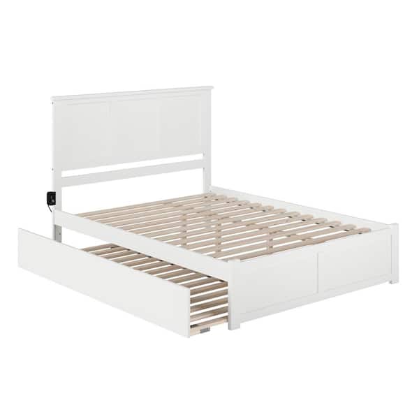Madison White Queen Bed with Footboard and Twin Extra Long Trundle